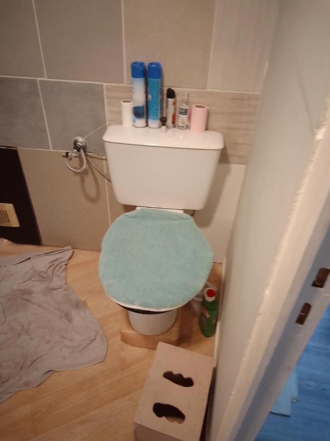 Chambre Chez L'Habitant Saint-Pierre-le-Moûtier Buitenkant foto